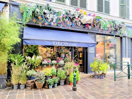 Local commercial à vendre 96 500 € 40 m² de surface de vente Centre Ville Centre Fontainebleau 77300