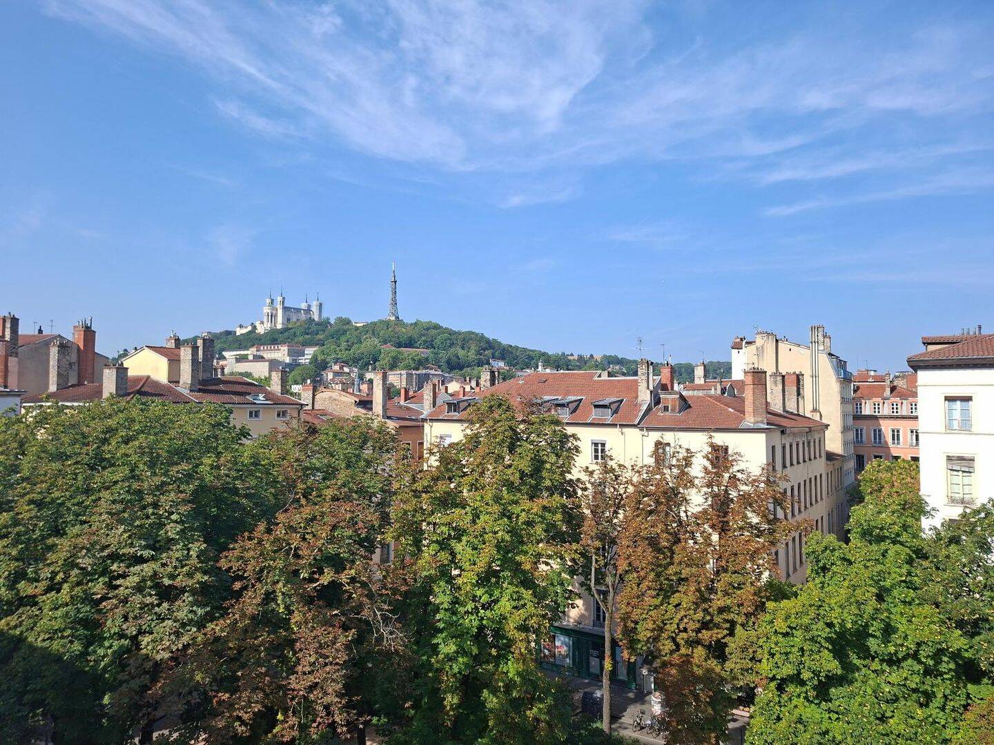 Appartement 3 pièces 113 m² · à Lyon 1er Arrondissement · 113,3 m² · 1 750 €