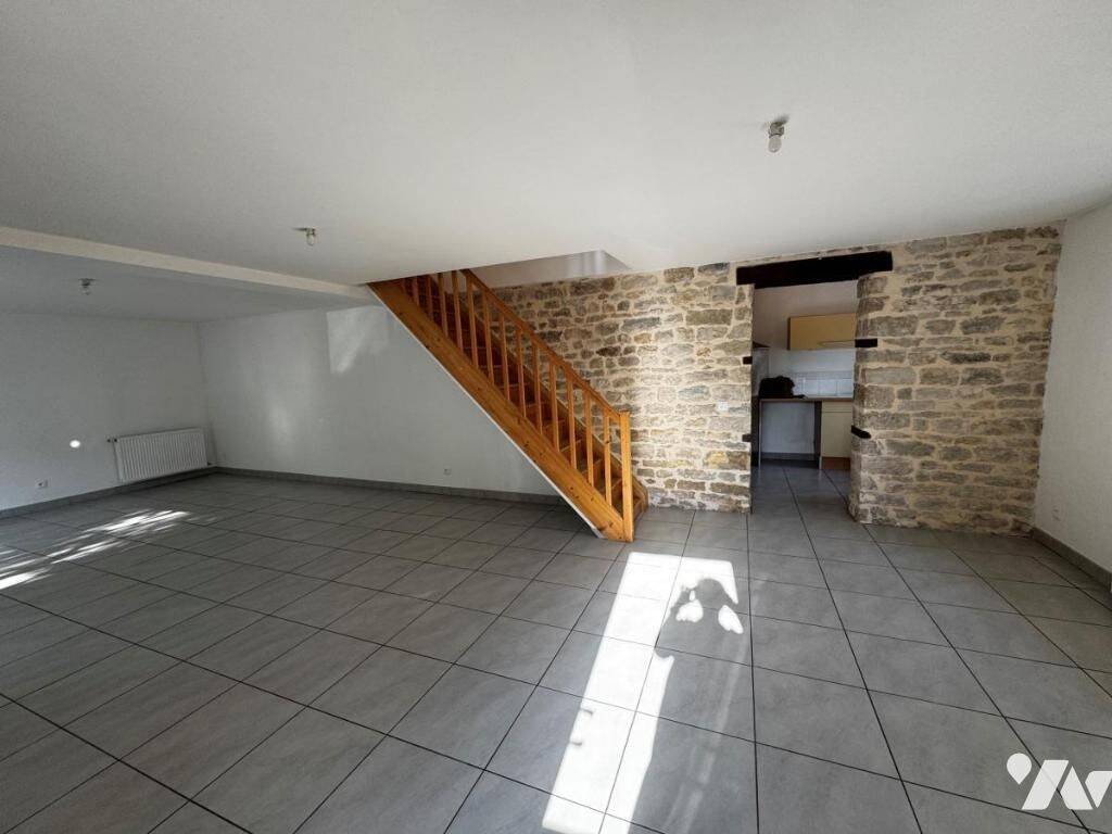 Maison 4 pièces · à Brevans · 1 063 €/mois
