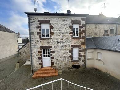 Maison à vendre 156 200 € 5 pièces 4 chambres 122 m² 647 m² de terrain Fresnay-sur-Sarthe 72130