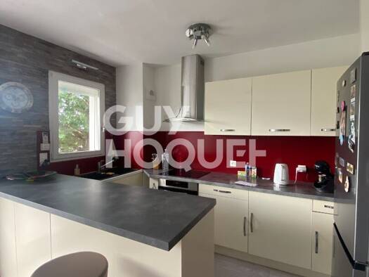 Appartement à louer 780 € 3 pièces 2 chambres 59 m² Étage 1/3 Mairie-Albine Saint-Paul-lès-Dax 40990