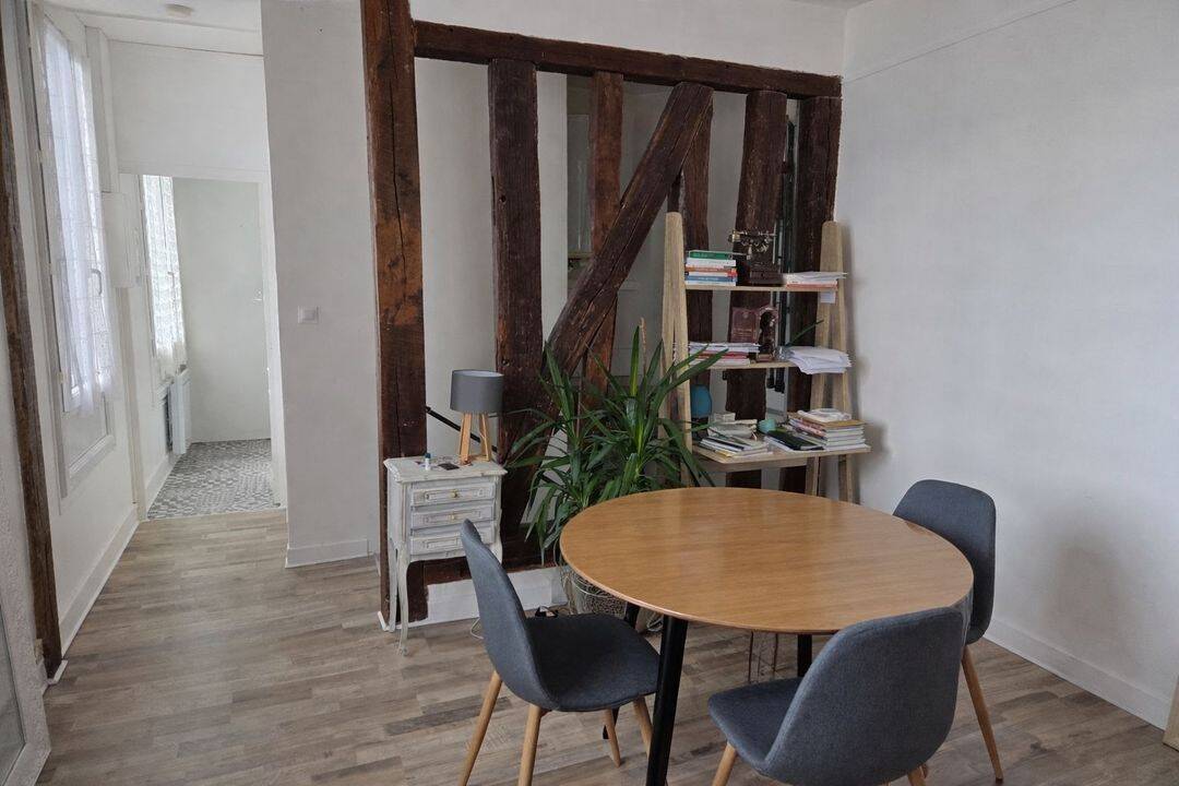 Appartement 2 pièces 33 m² · à Troyes · 33 m² · 525 €