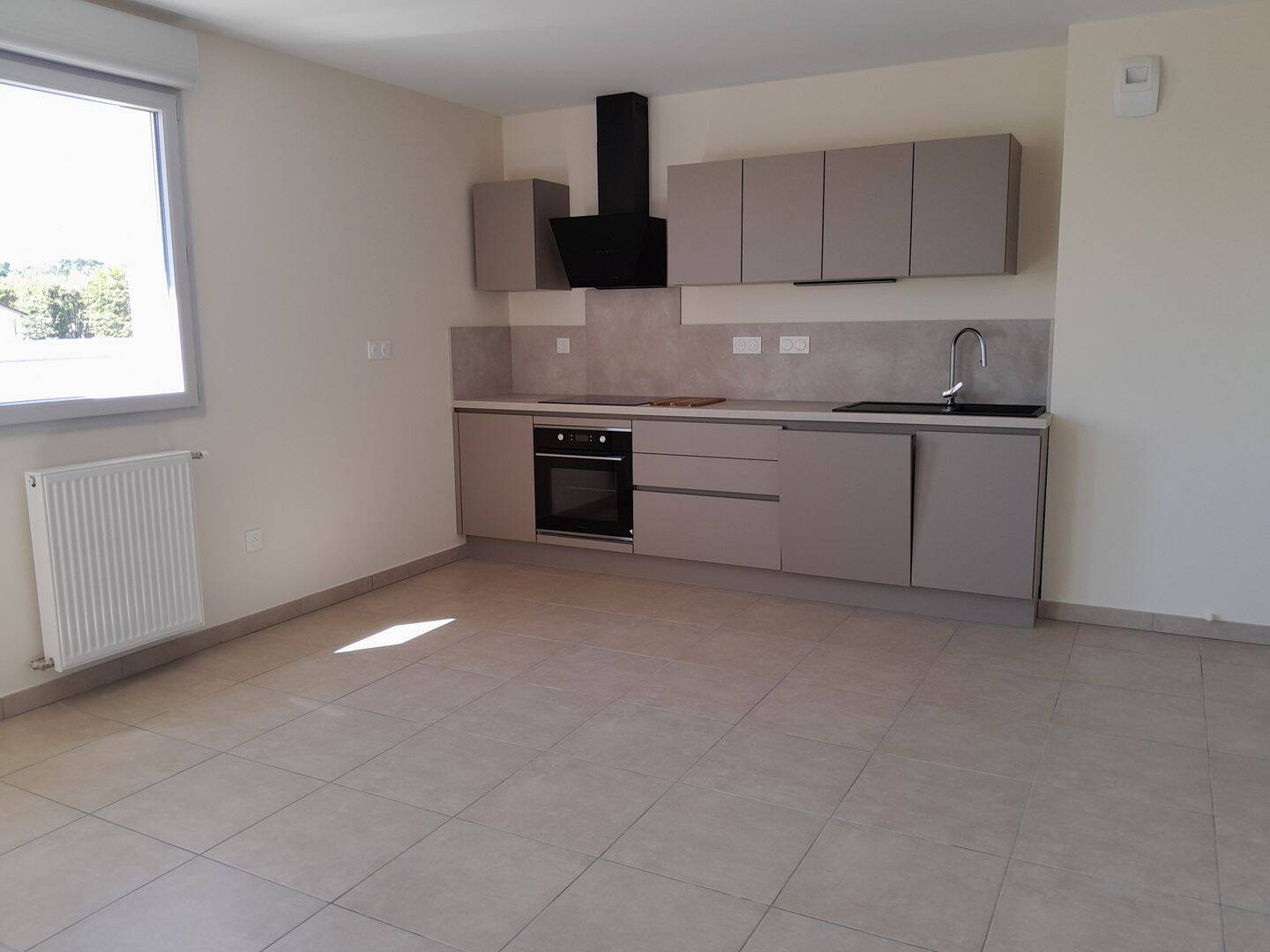 Appartement 2 pièces 48 m² · à Châtenoy-le-Royal · 47,6 m² · 695 €/mois