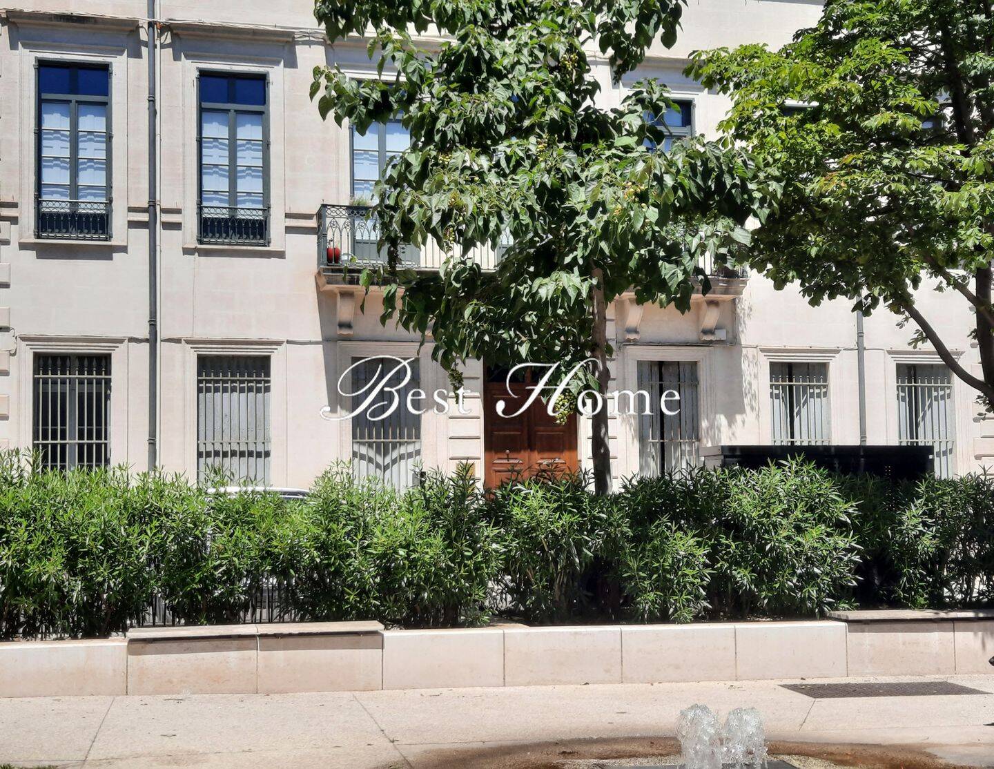 Appartement 4 pièces 100 m² · à Nîmes · 100 m² · 250 000 €