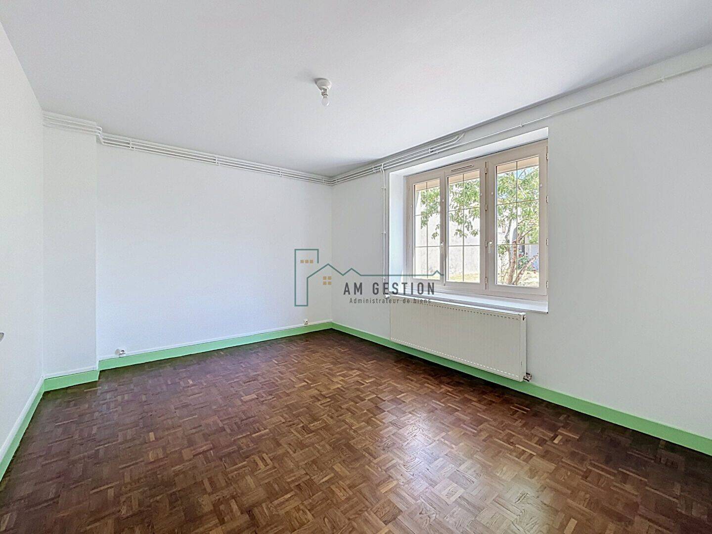 Maison 4 pièces 81 m² · à Saint-Léonard-de-Noblat · 80,6 m² · 690 €