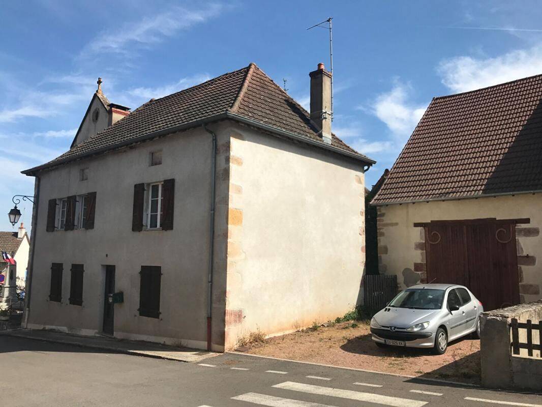 Maison 5 pièces 123 m² · à Ozolles · 123 m² · 70 200 €