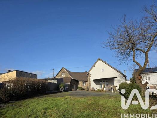 Maison à vendre 276 000 € 6 pièces 4 chambres 176 m² 2 560 m² de terrain La Barre-de-Semilly 50810