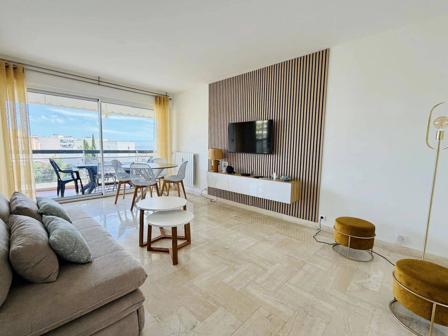 Appartement 2 pièces 54 m² · à Vallauris · 53,8 m² · 1 200 €/mois