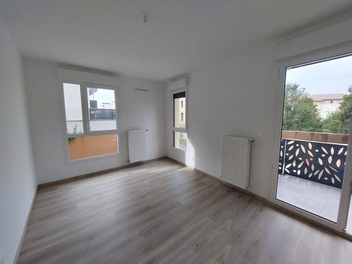 Appartement 3 pièces 62 m² · à Jassans-Riottier · 61,6 m² · 822 €