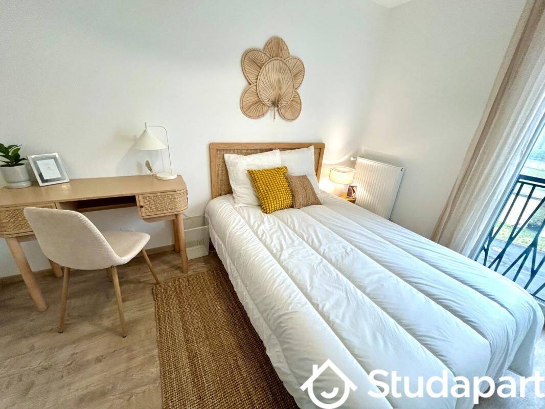 1 pièce 9 m² · à Émerainville · 9 m² · 690 €/mois
