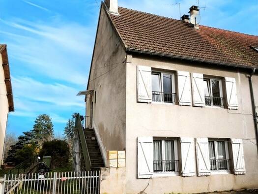 Duplex à vendre 140 000 € 6 pièces 5 chambres 100 m² RDC Individuel Saint Pantaleon et les Ormes Autun 71400