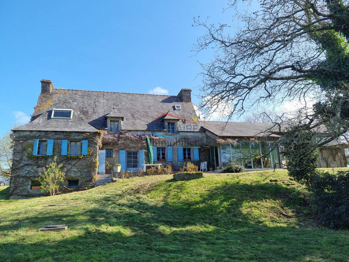 Maison 8 pièces 174 m² · à Saint-Étienne-de-Montluc · 174,3 m² · 613 000 €