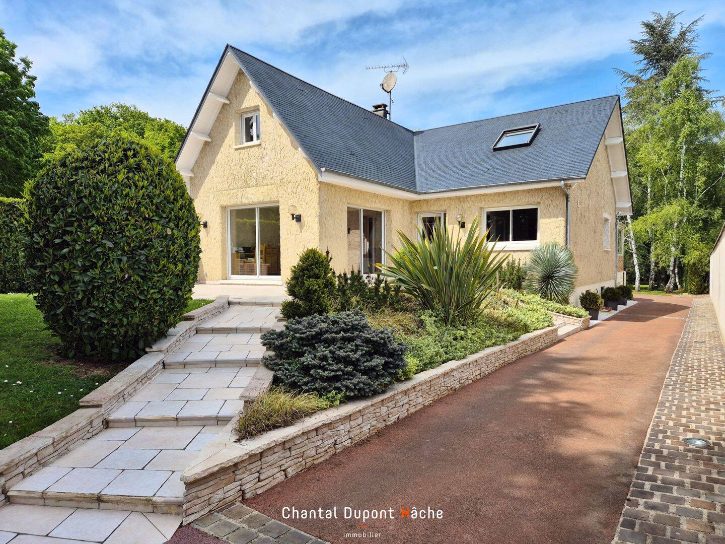 Maison 7 pièces 210 m² · à Chartres · 210 m² · 399 000 €
