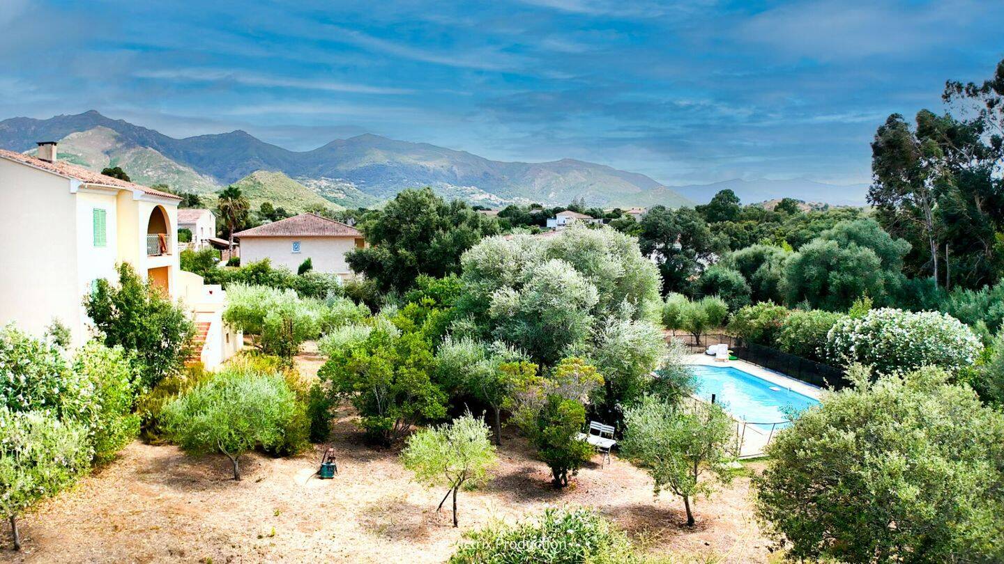 Maison 15 pièces 281 m² · à Oletta · 281 m² · 2 090 000 €