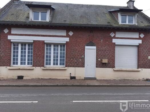 Maison à vendre 80 000 € 6 pièces 4 chambres 170 m² 800 m² de terrain Irles 80300