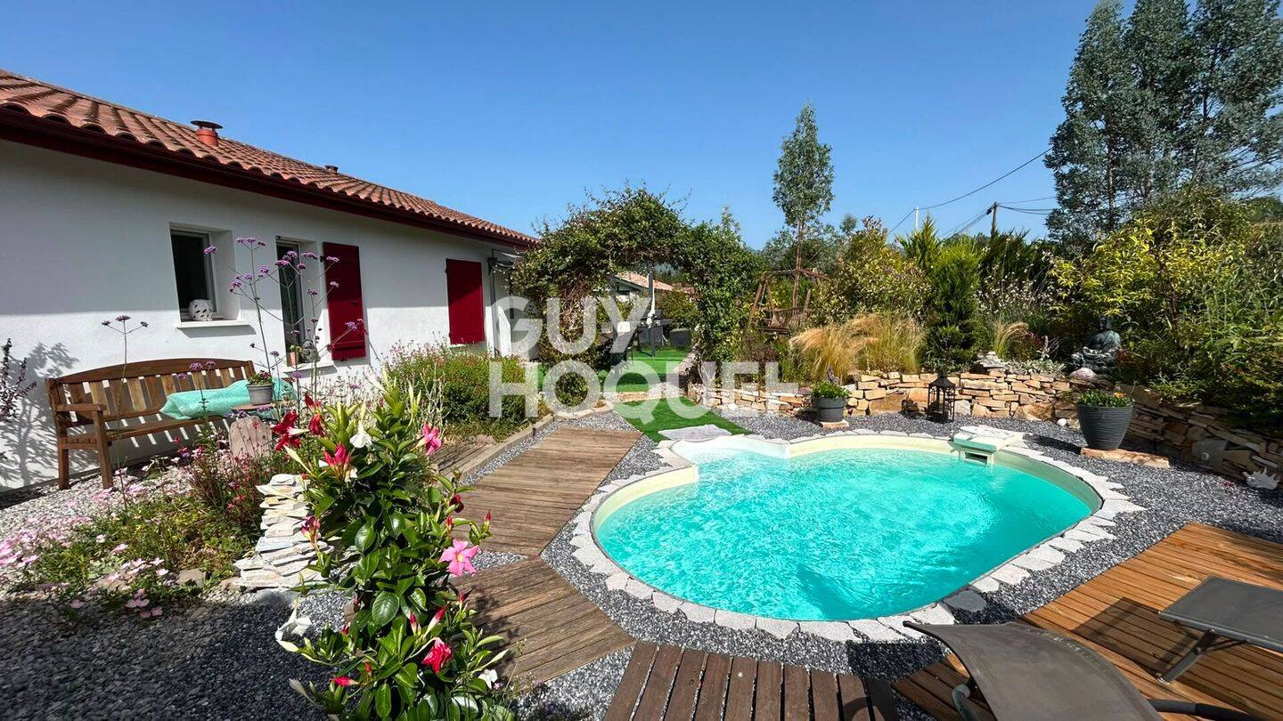 Maison 5 pièces 101 m² · à Irissarry · 100,7 m² · 414 900 €