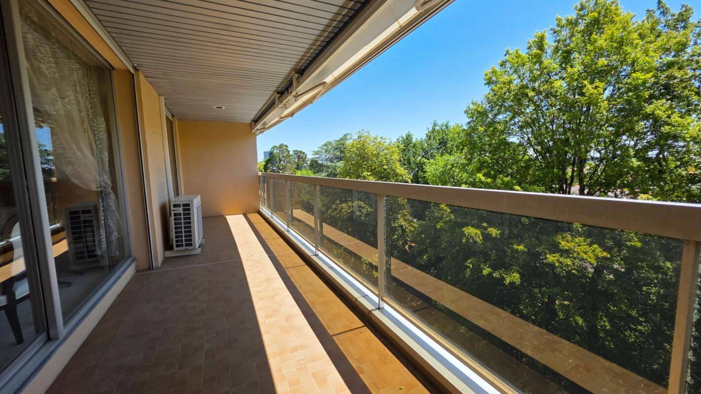 Appartement 5 pièces 146 m² · à Bordeaux · 145,8 m² · 539 000 €