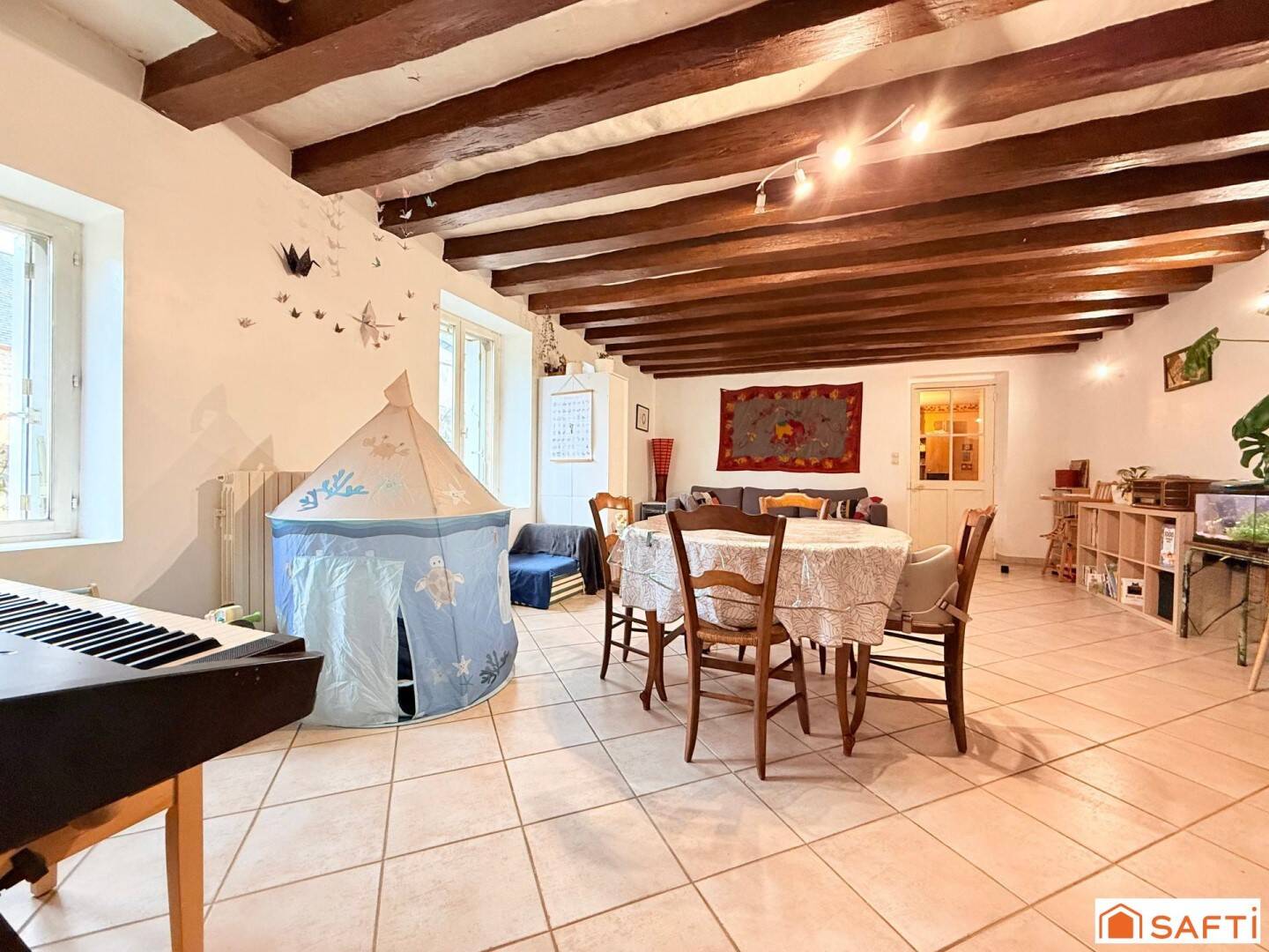 Maison 6 pièces 111 m² · à Saint-Cyr-sur-Loire · 111 m² · 299 000 €