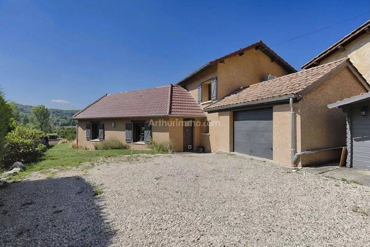 Maison 4 pièces 140 m² · à Saint-Chef · 140 m² · 453 000 €