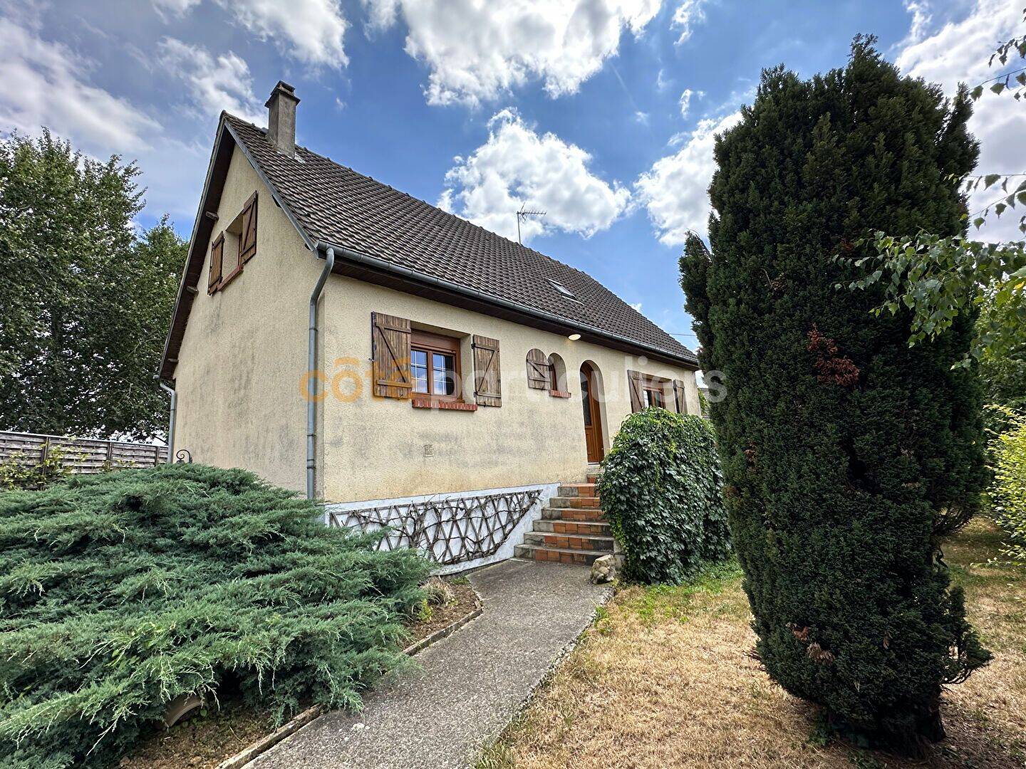 Maison 6 pièces 116 m² · à Villeselve · 116 m² · 167 300 €