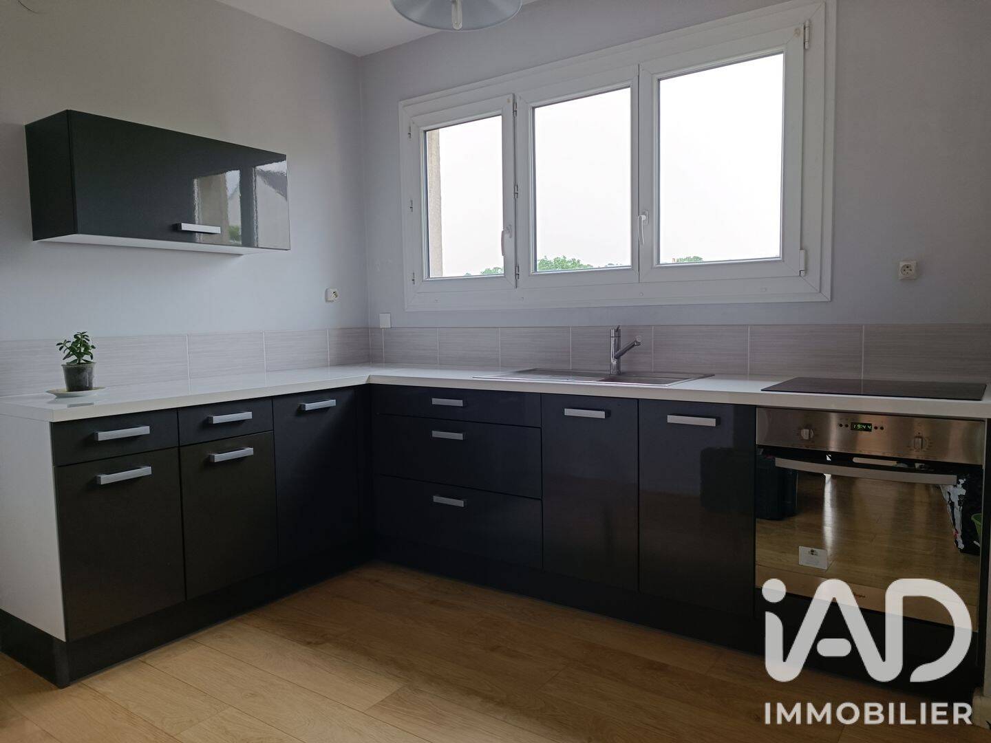 Appartement 4 pièces 77 m² · à Laval · 76,6 m² · 775 €