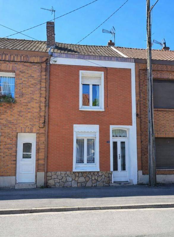 Maison 5 pièces 72 m² · à Béthune · 71,6 m² · 66 000 €