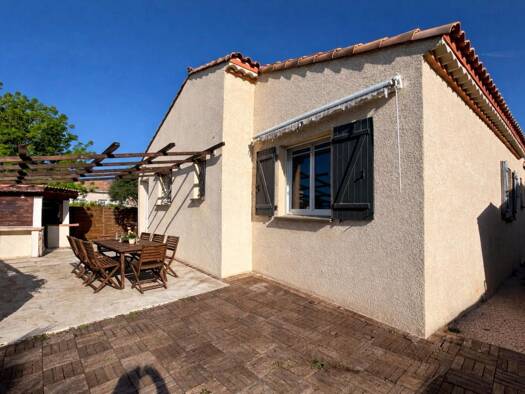 Maison de plain-pied à vendre 280 000 € 4 pièces 3 chambres 106,8 m² 431 m² de terrain Lespignan 34710