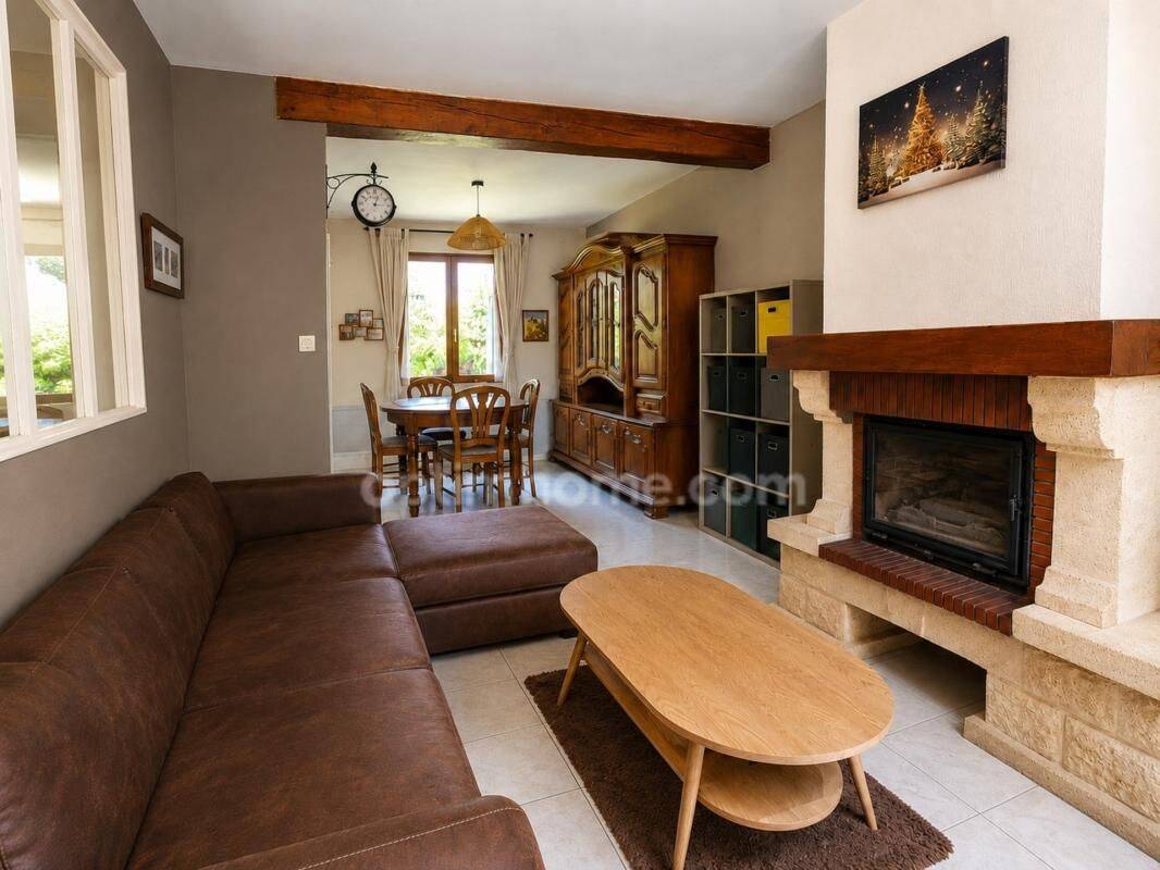 Maison 5 pièces 86 m² · à Fleury · 86 m² · 257 000 €