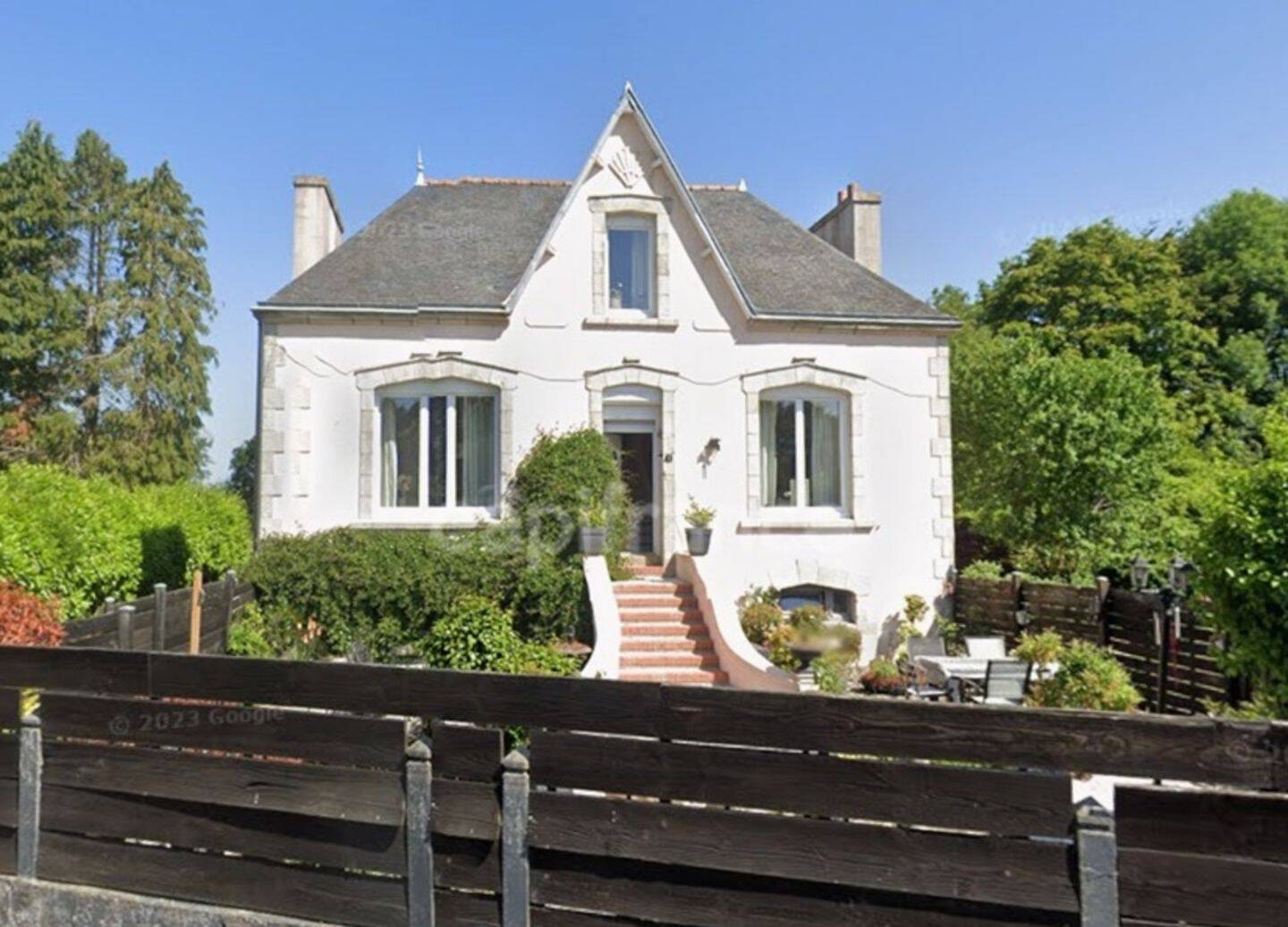Maison 5 pièces 176 m² · à Plévin · 176 m² · 181 044 €