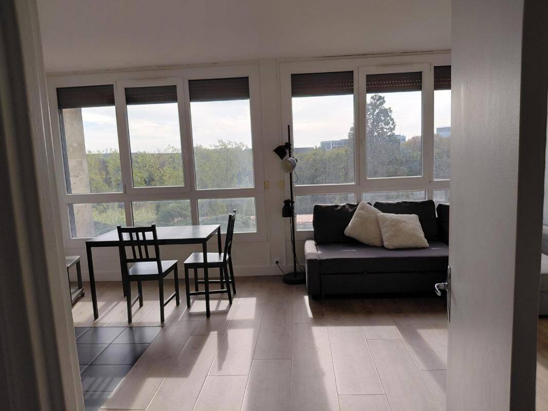 Appartement 1 pièce 27 m² · à Meudon · 27 m² · 847 €/mois