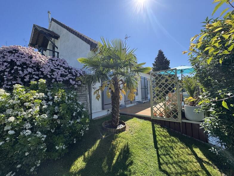 Maison à vendre 357 000 € 6 pièces 4 chambres 132 m² 962 m² de terrain Houdan 78550