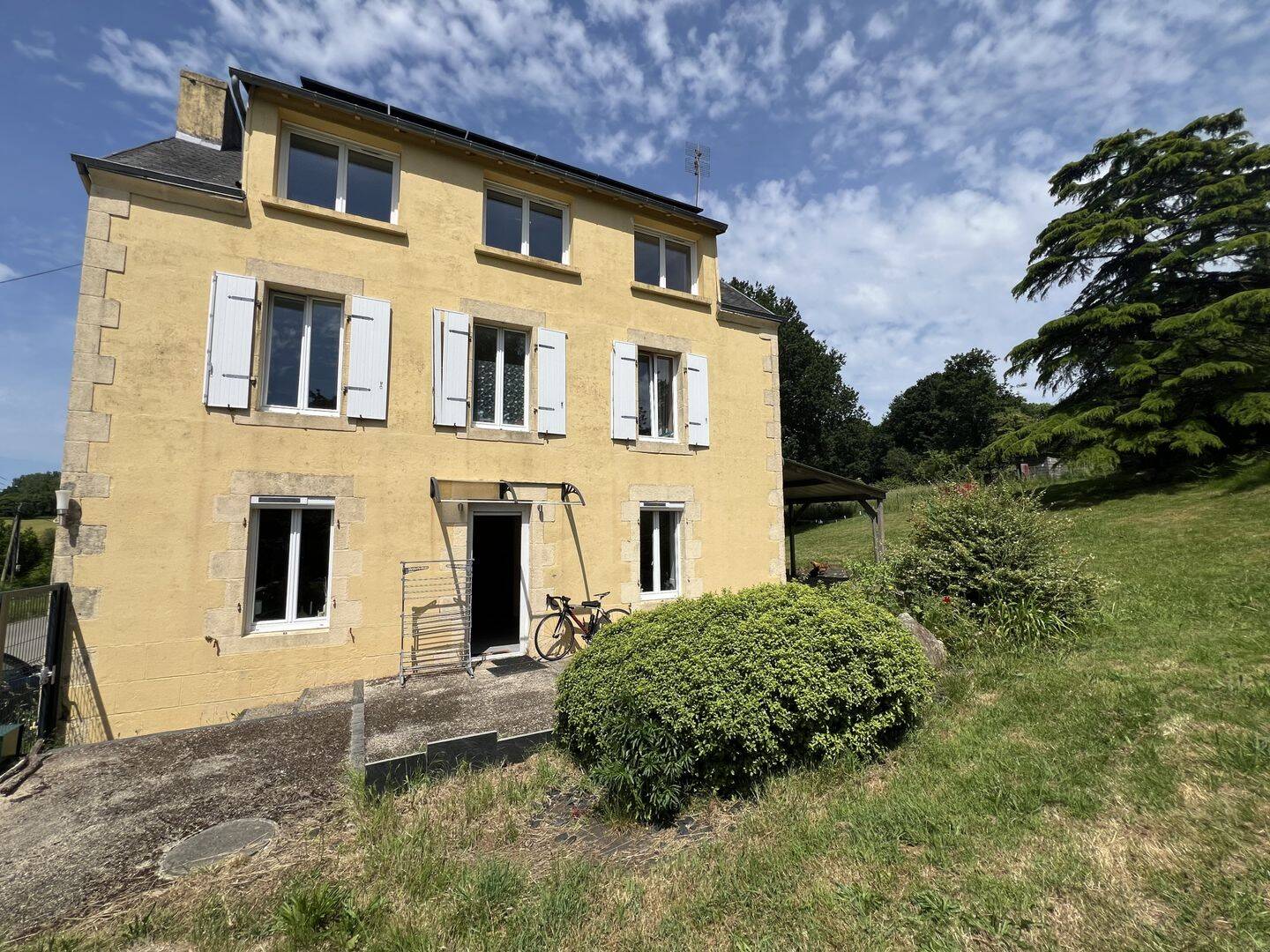 Maison 6 pièces 100 m² · à Elliant · 100 m² · 248 900 €