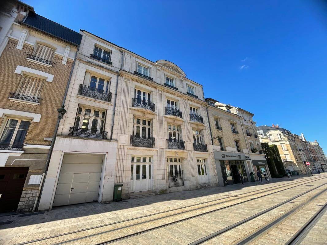Appartement 2 pièces 30 m² · à Orléans · 29,9 m² · 484 €/mois