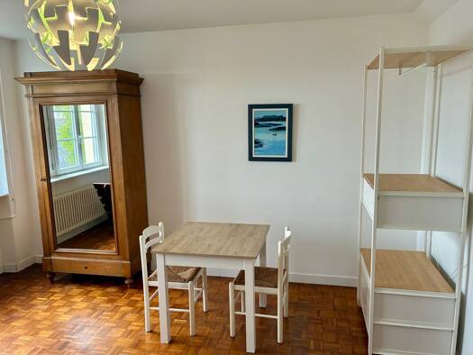 Appartement à louer 538 € 1 pièce 34 m² Étage 1/2 disponible dès maintenant Centre Ville Quimper 29000