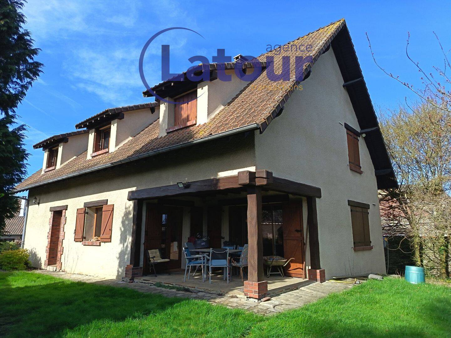 Maison 7 pièces 237 m² · à Bû · 237 m² · 426 000 €