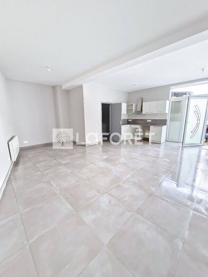Appartement 1 pièce 43 m² · à Aubergenville · 43 m² · 699 €