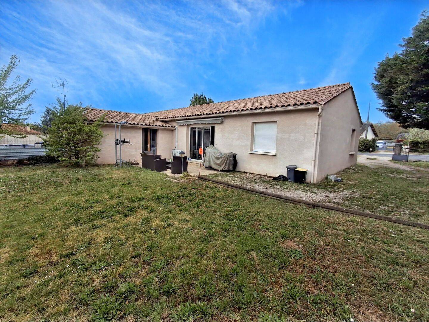 Maison 3 pièces 84 m² · à Prigonrieux · 84 m² · 150 000 €