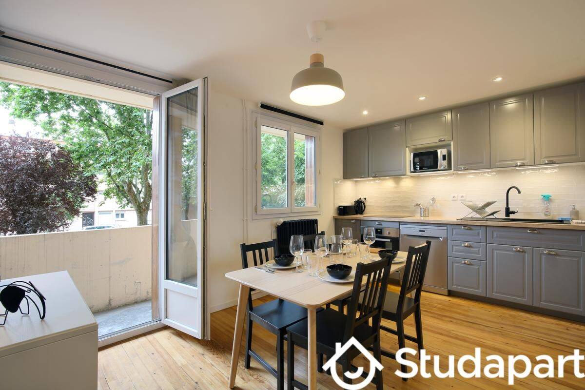1 pièce 9 m² · à Toulouse · 9 m² · 564 €