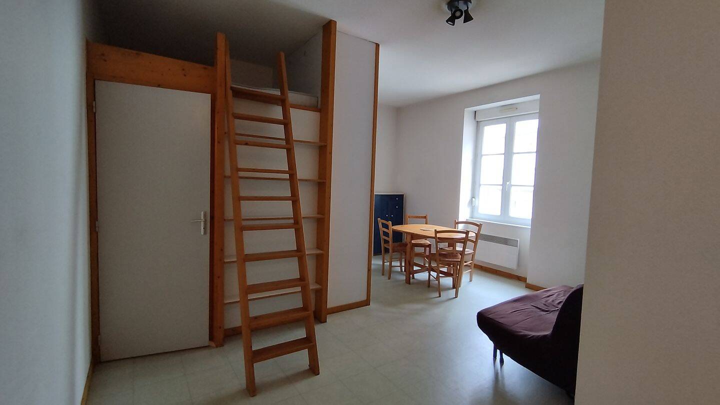 Appartement 1 pièce 25 m² · à Grenoble · 24,7 m² · 486 €
