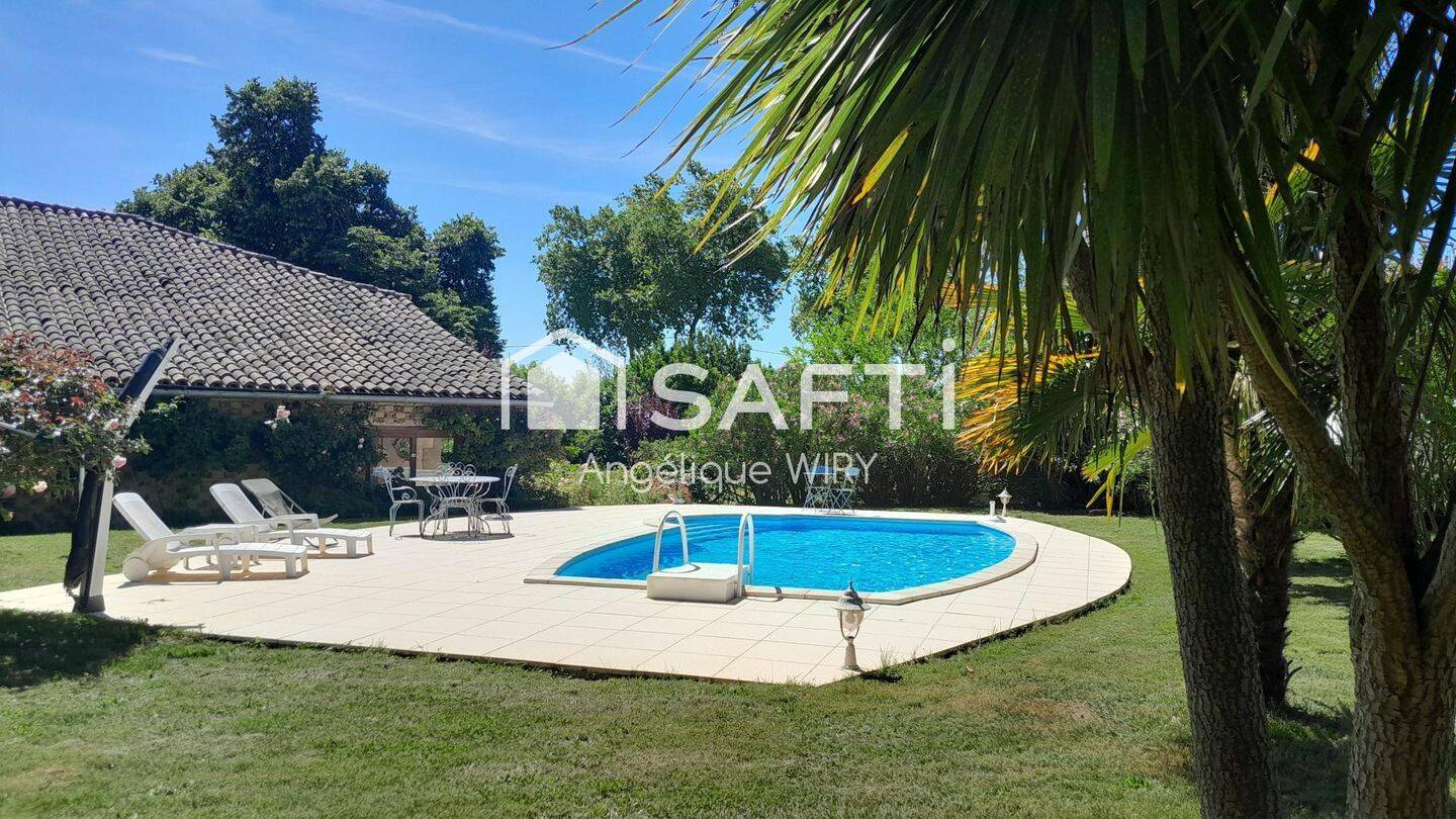 Maison 7 pièces 278 m² · à Castelnau-Magnoac · 278 m² · 350 000 €