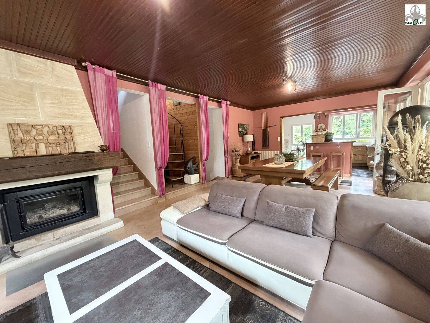 Maison 6 pièces 123 m² · à Mont-lès-Seurre · 123 m² · 342 500 €