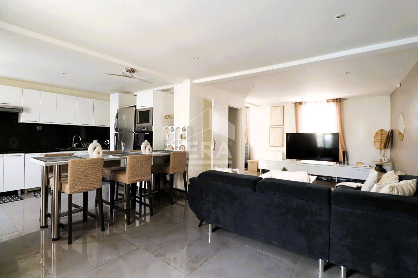 Maison 5 pièces 159 m² · à Saint-Denis · 159,1 m² · 429 000 €