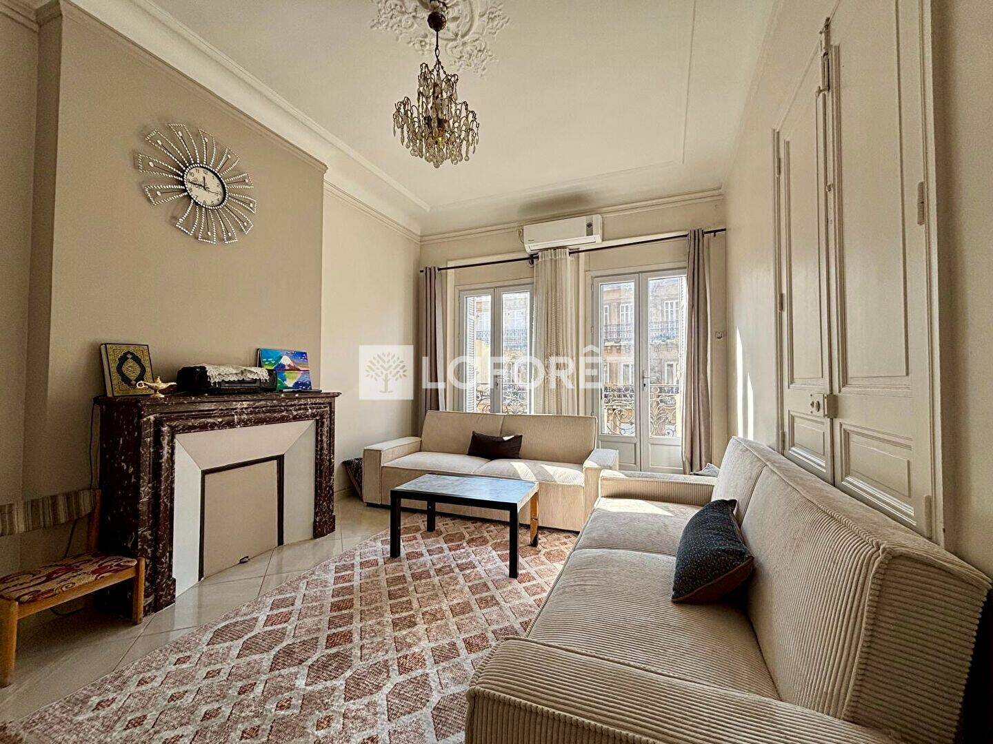 Appartement 5 pièces 112 m² · à Marseille 1er Arrondissement · 112 m² · 275 000 €