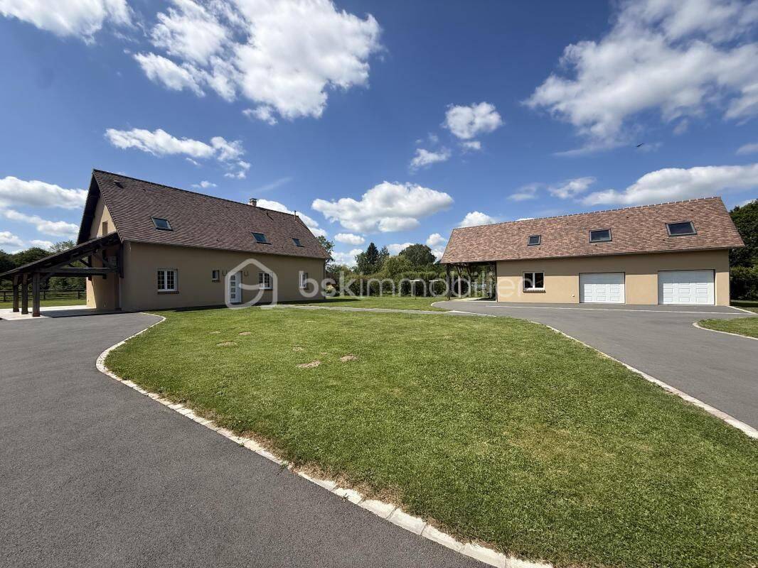 Maison 6 pièces 161 m² · à Pont-l'Évêque · 161 m² · 628 000 €
