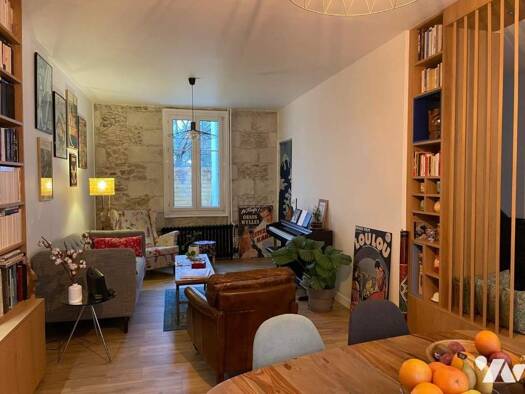 Maison à vendre 312 000 € 4 pièces 2 chambres 72 m² de terrain Tours 37000