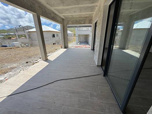 Appartement à vendre 279 000 € 2 pièces 1 chambre 46 m² RDC Saint-Martin 97150