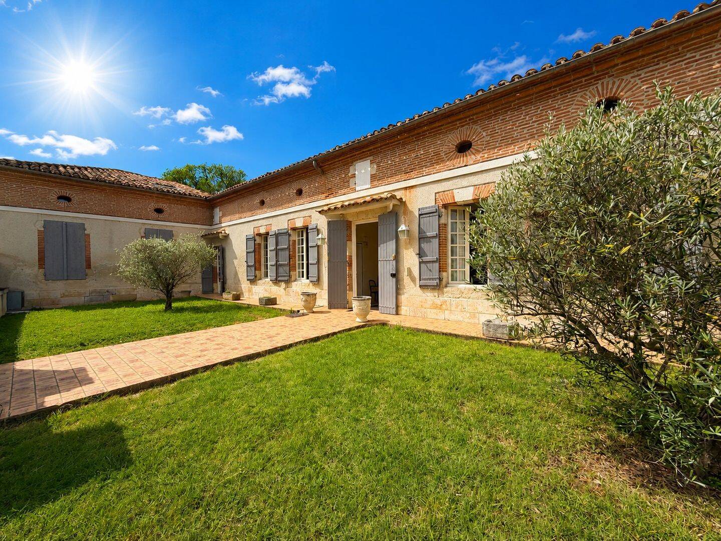 Maison 7 pièces 205 m² · à Valence · 205 m² · 357 000 €