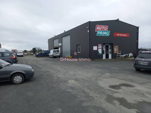 Local commercial à louer 3 000 € 3 400 m² de surface de vente Capian 33550
