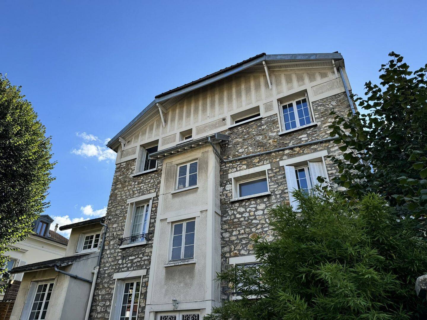 Appartement 3 pièces 67 m² · à Enghien-les-Bains · 66,6 m² · 340 000 €