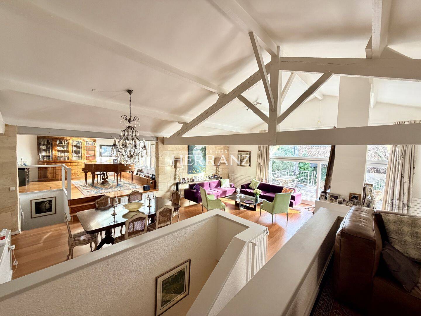 Maison 8 pièces 319 m² · à Bordeaux · 319,3 m² · 1 590 000 €